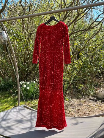 Robe longue soirée rouge paillette T S T 34/36