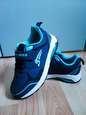 Baskets Airness neuves en Pointure 31