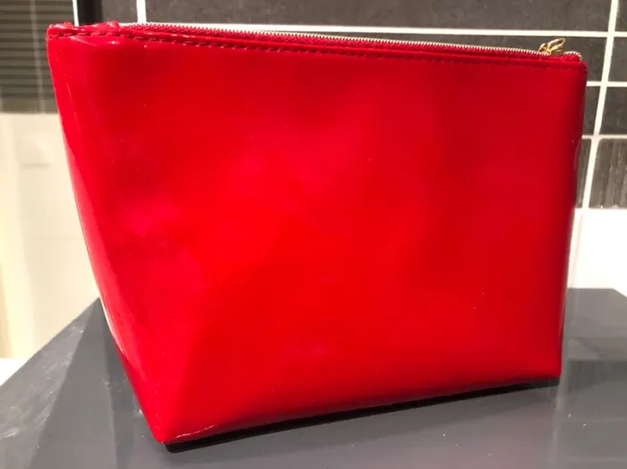 Trousse de toilette Yves Saint Laurent - photo numéro 2