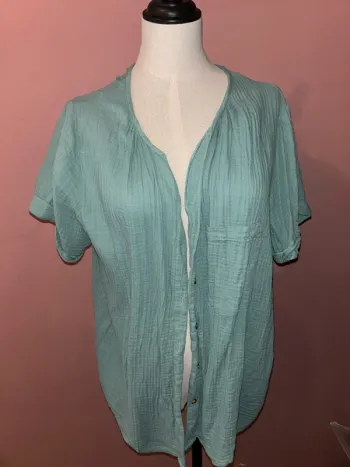 Joli chemise légère