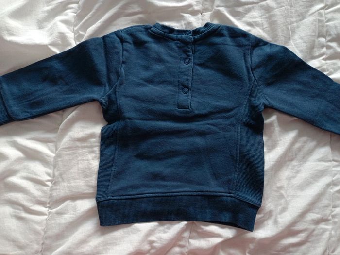 Pull sweat Kiabi 12m tbe - photo numéro 3