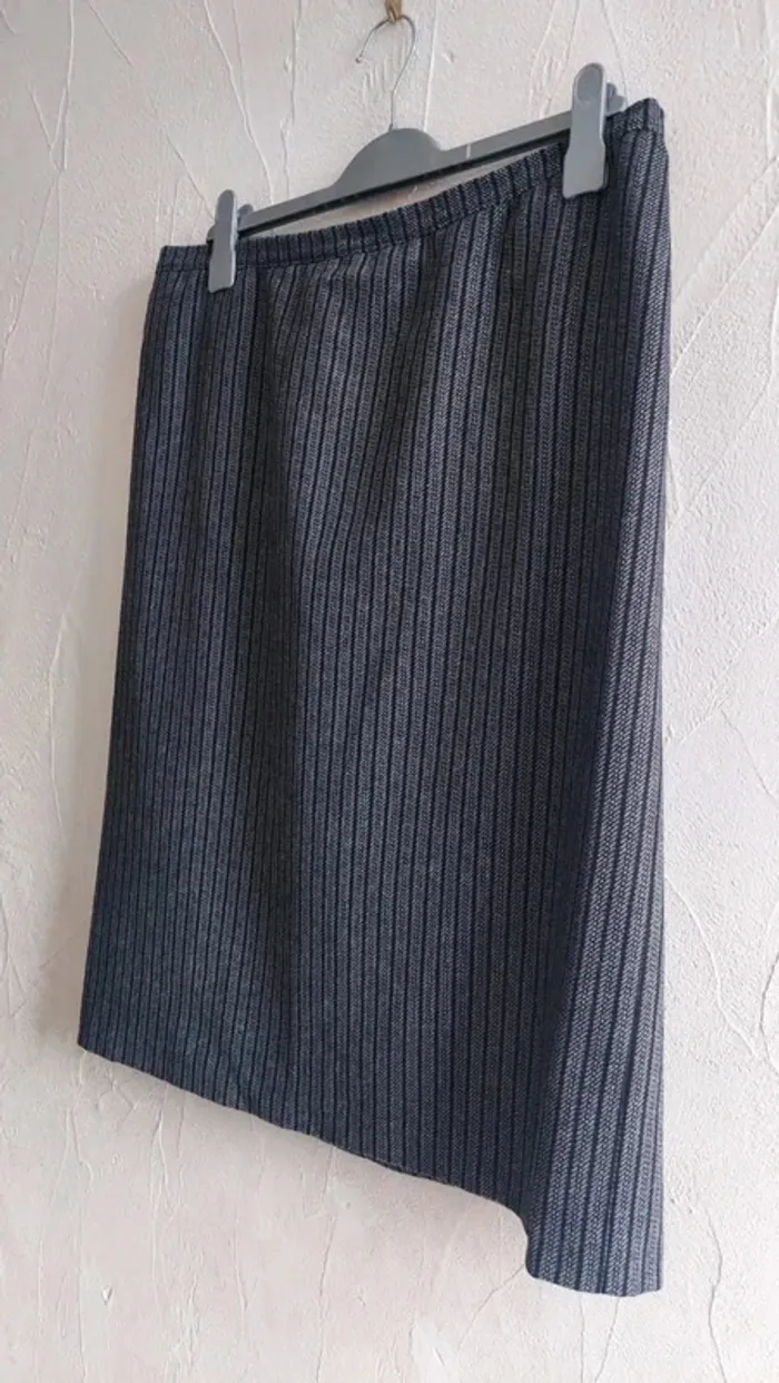 Jupe à rayures, noir et gris - photo numéro 2