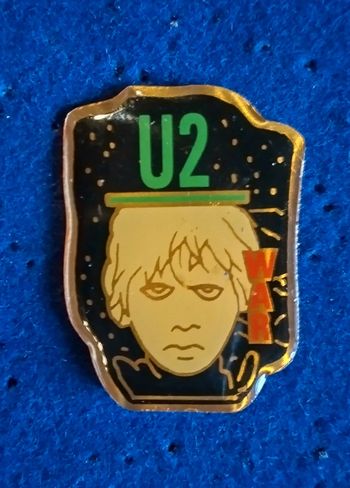 Pin's groupe U2 album war