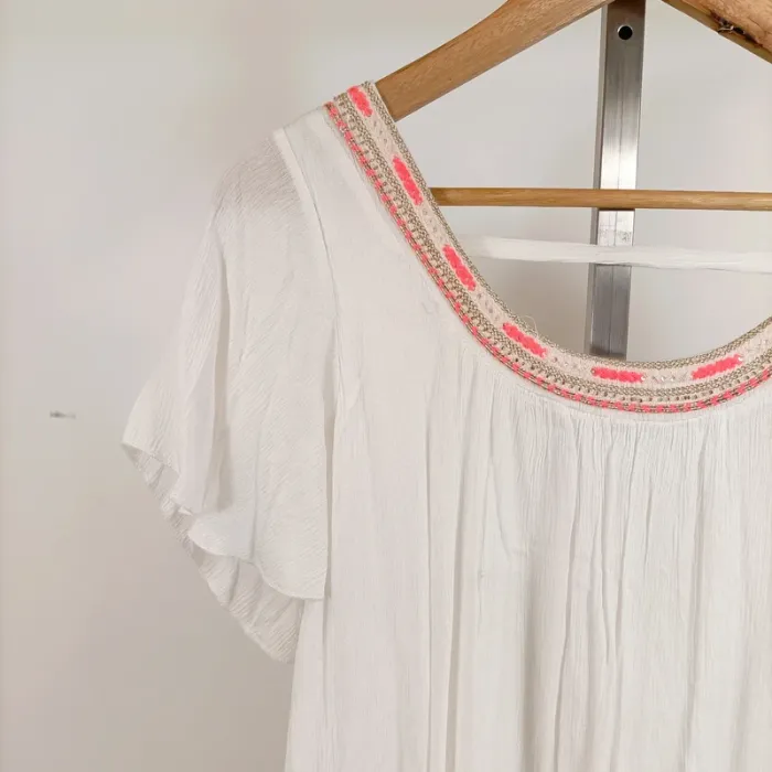 Tunique blanche Kilibbi col brodé rose fluo T.M 100 % viscose fluide été bohème A1265 - photo numéro 4