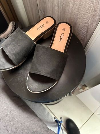 Mules plates noires tube