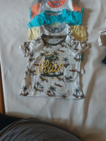 Lot de 9 tee shirt 6 mois