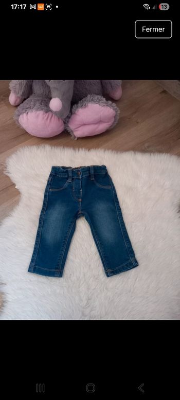 Très jolie jeans 3 mois kimadi 
