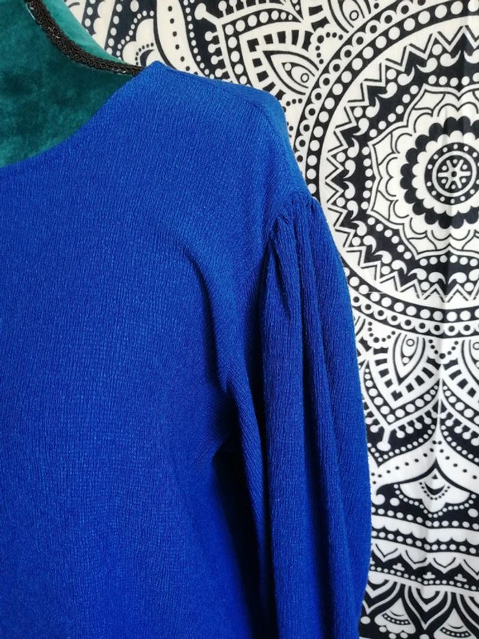 Robe bleue roi manches longues épaules froncés et détails aux poignets / reserved / (S) - photo numéro 4