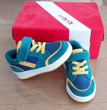 Baskets garçon pointure 21 neuves