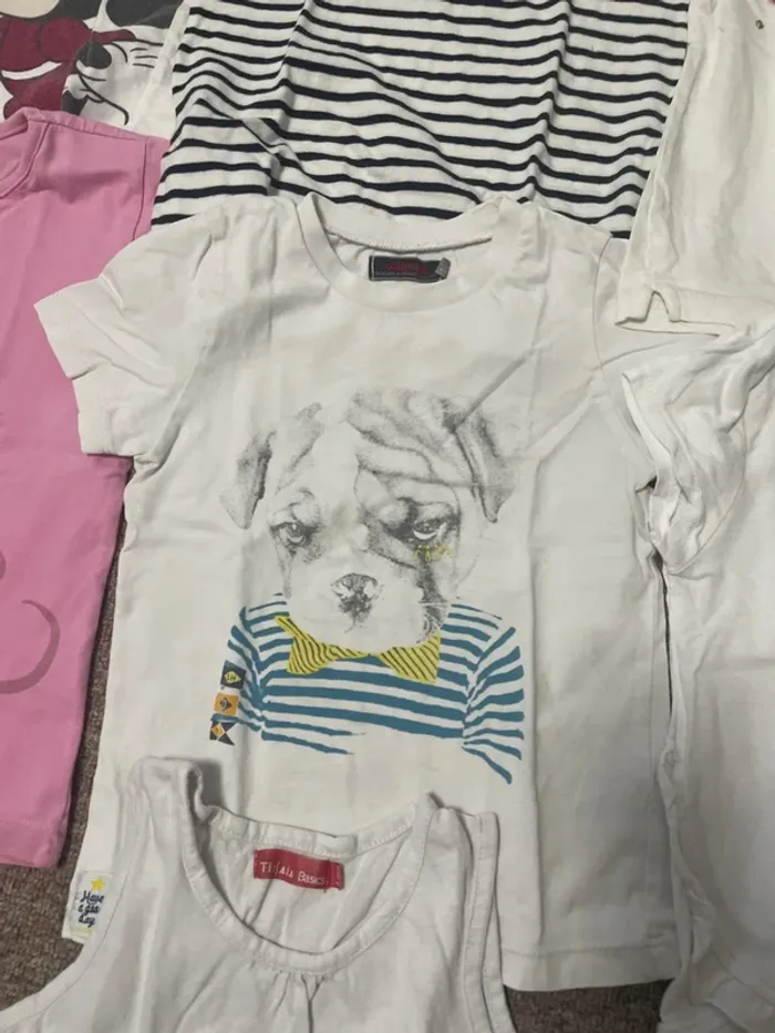 Tee-shirts taches ou vieux  4ans - photo numéro 4