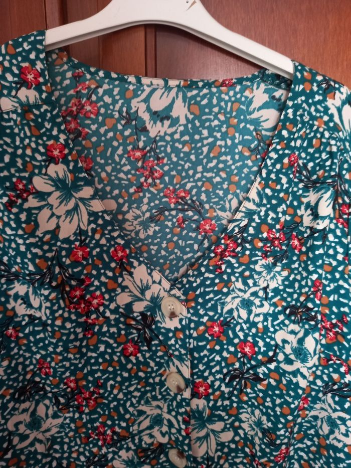 Blouse fleurie - photo numéro 2