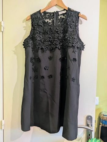 Robe noire fleurs brodées perles Molly Bracken taille L