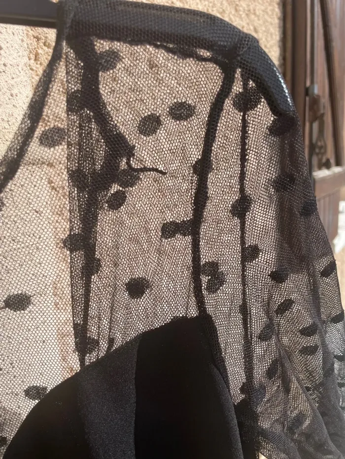 Robe noire dos nu à dentelle – Patineuse XS - photo numéro 2