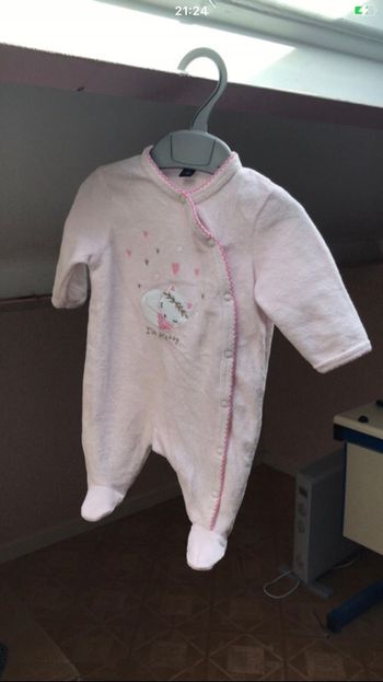 Pyjama eponge rose taille 1 mois