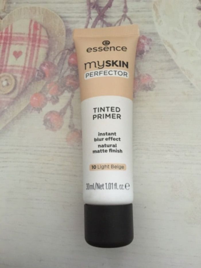 Primer floutant matifiant Essence neuve