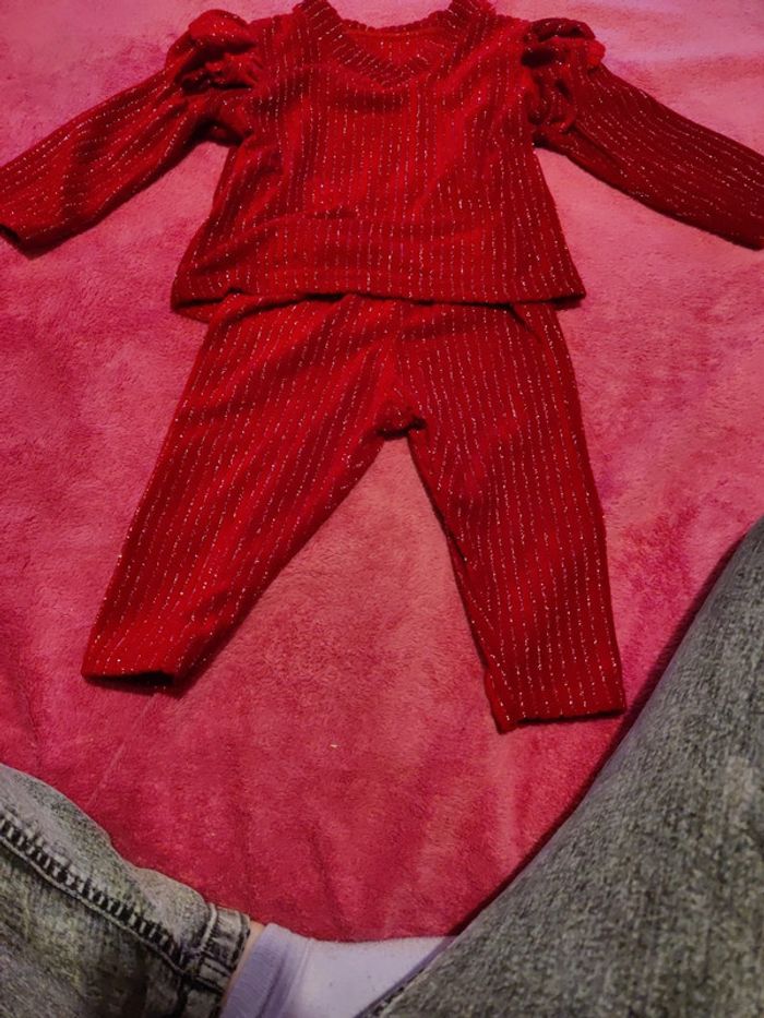 Encemble rouge paillettes - photo numéro 2