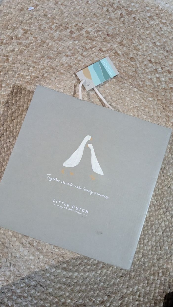 Coffret de naissance oie hollandaise little dutch NEUF - photo numéro 3