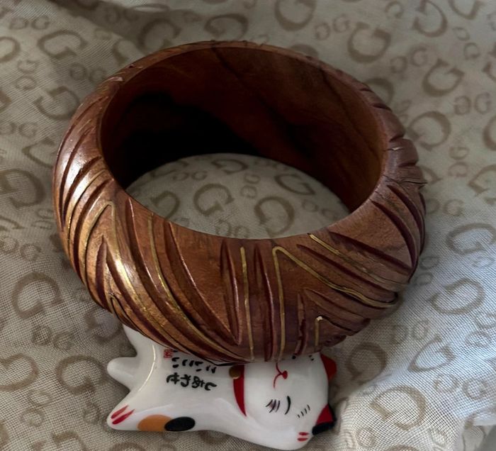 Bracelet jonc épais en bois sculpté vintage - photo numéro 7