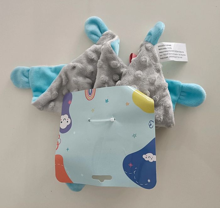 Doudou éléphant neuf en 3 mois - photo numéro 2