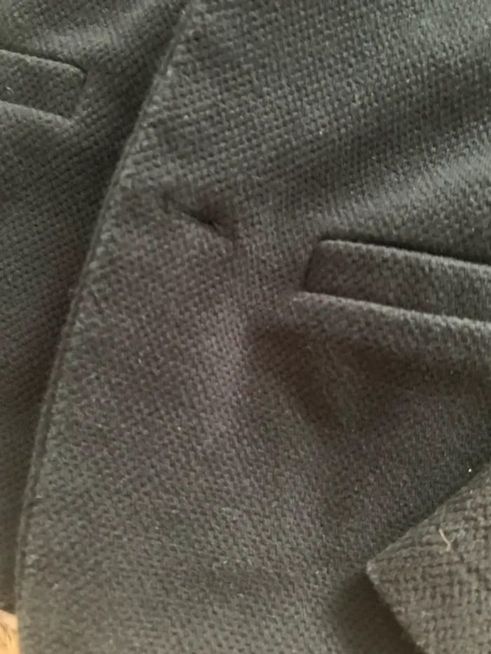 Veste noire - photo numéro 3