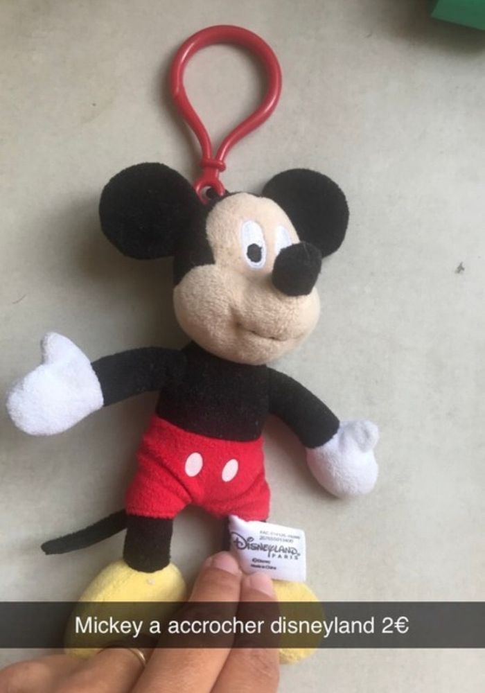 Mickey a accrocher