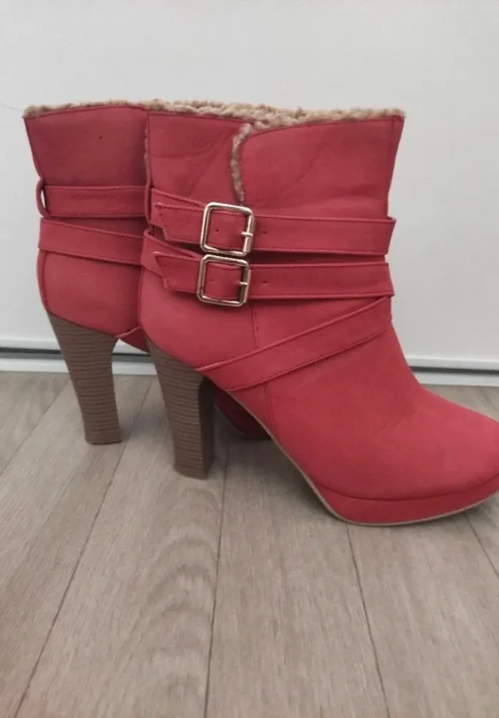 Bottines avec moumoute - photo numéro 3