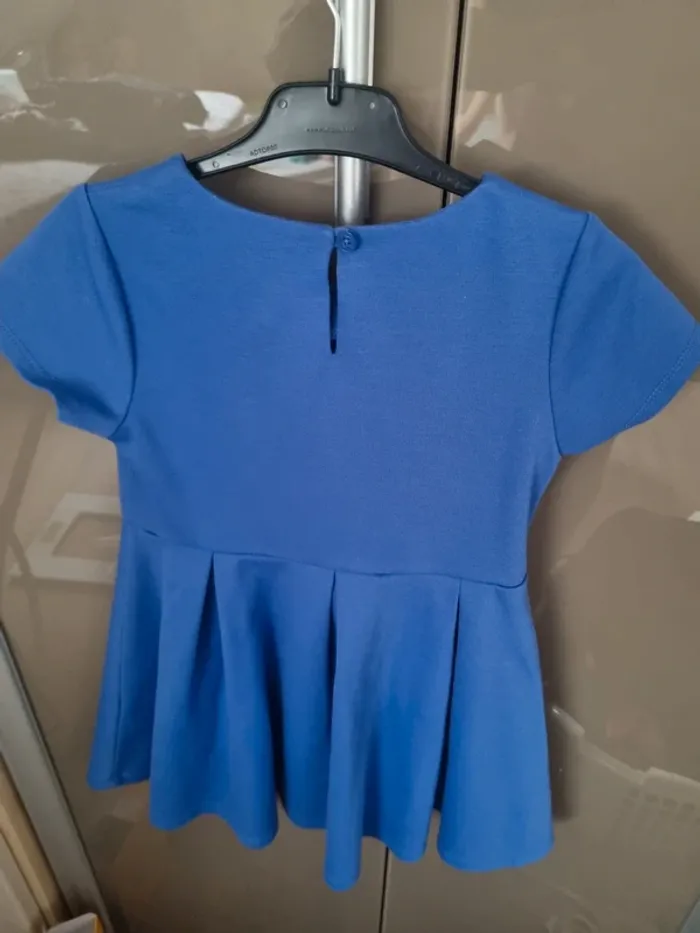Robe 5/6 ans junior J - photo numéro 2