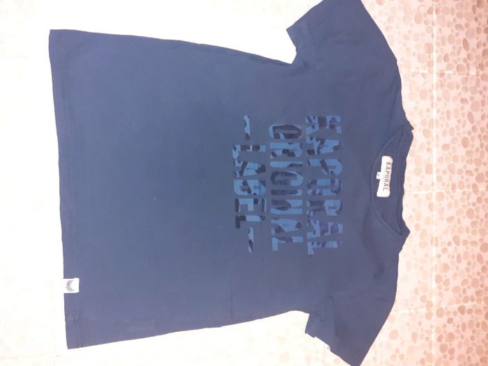 Tee shirt