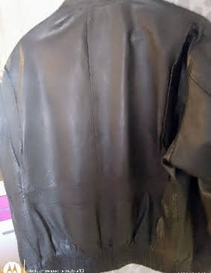 Vends .ce blouson cuir homme Taille L. Cuir - photo numéro 5