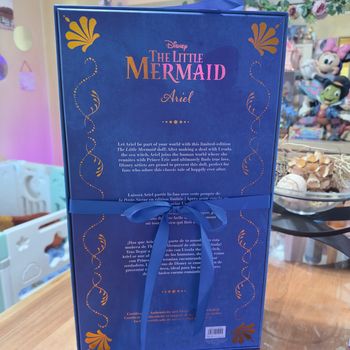 Ariel poupée édition limitée Disneyland 