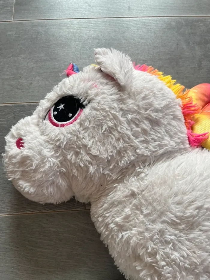 Peluche licorne arc en ciel - photo numéro 3