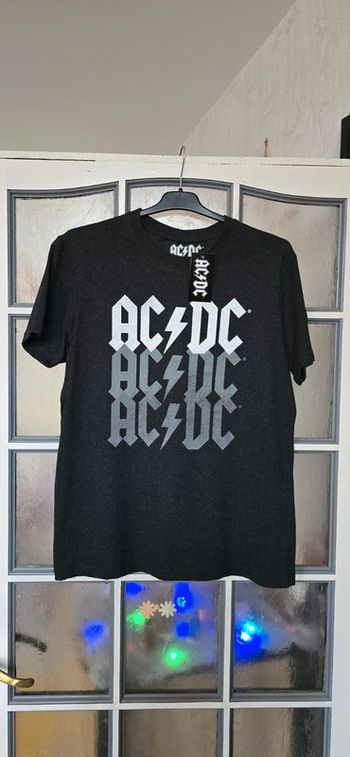 Véritable tee-shirt de marque AC/DC neuf étiquette 🏷