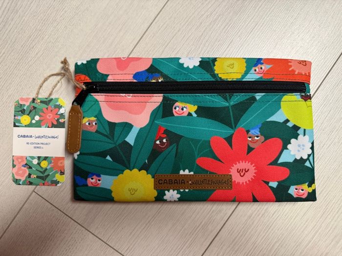 Pochette Cabaia neuve LA VILLE ET LES NUAGES
