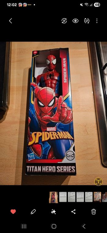 Figurine spiderman