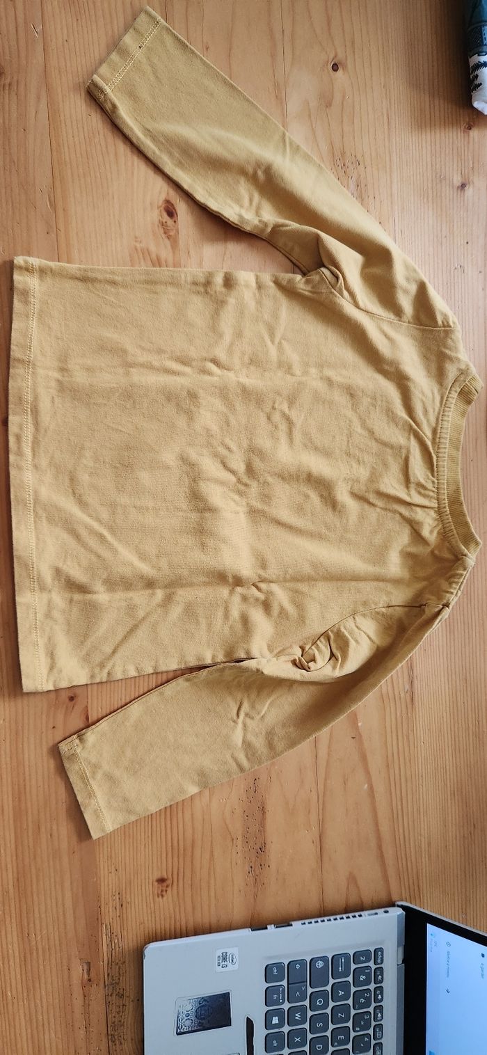 T-shirt à manches longues moutarde - photo numéro 3
