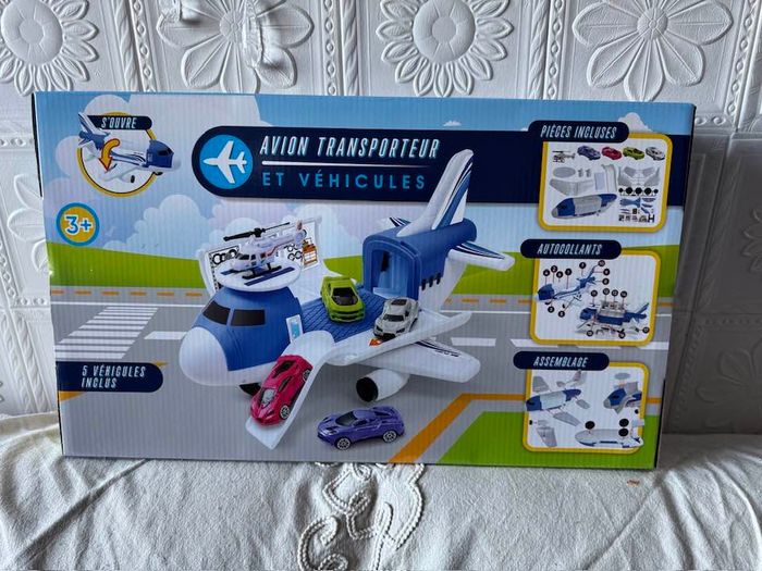 avion transporteur + 5 voitures - photo numéro 2