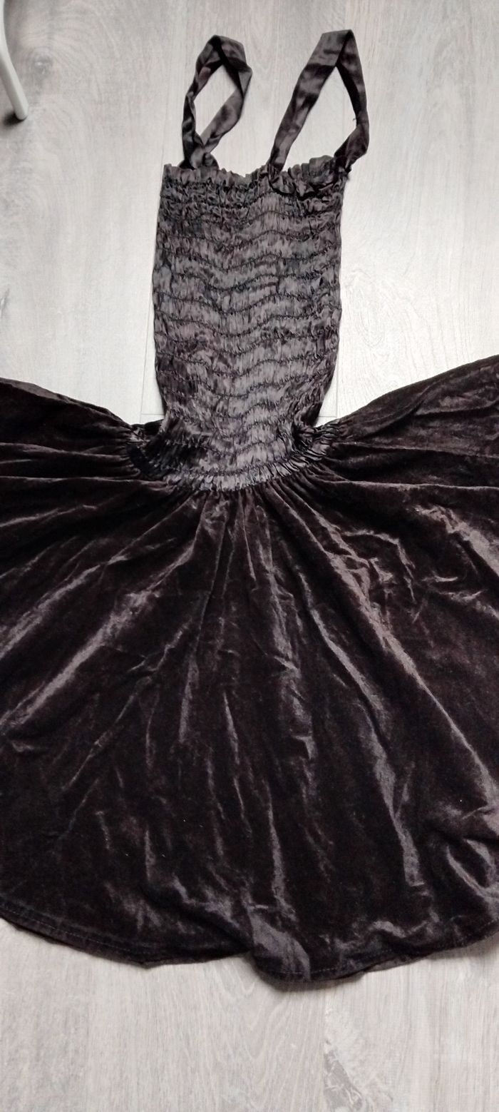 Robe noire - photo numéro 2