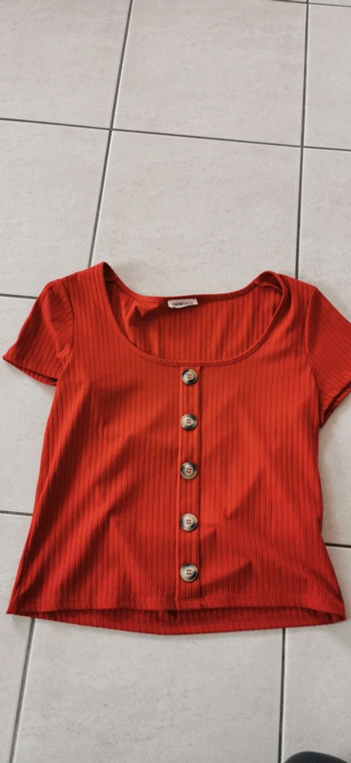 Tee shirt rouge