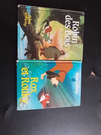 Lot de 2 livres Disney + 1 offert