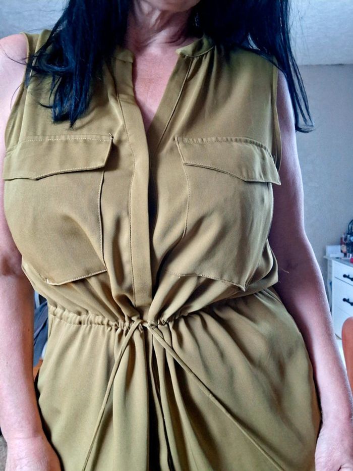 Robe H&M vert olive taille XL - photo numéro 4