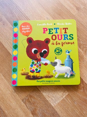 Petit ours à la ferme / livre sonore