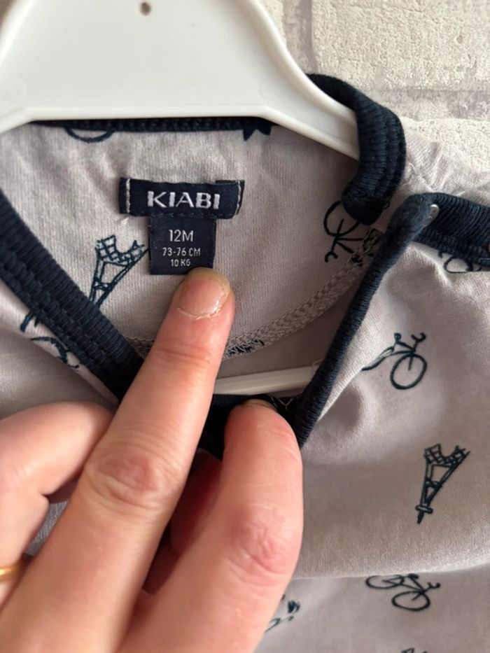 Tee-shirt manches longues Kiabi taille 12 mois - photo numéro 3