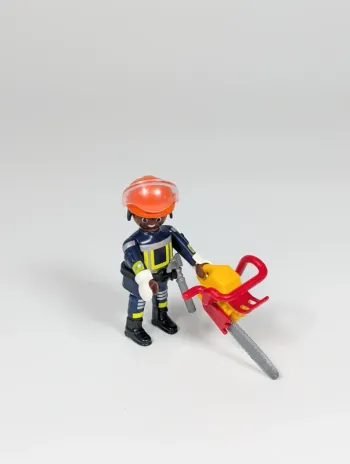 Playmobil Pompier avec tronçonneuse