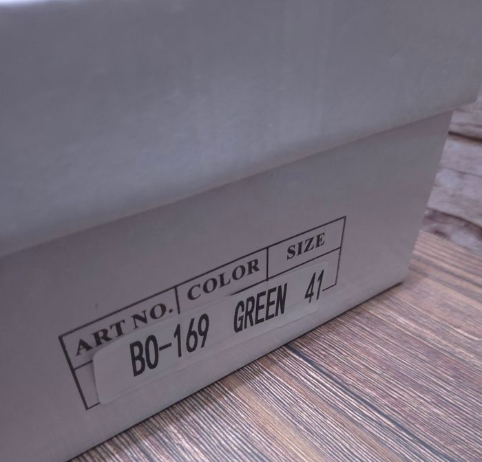 Baskets en toile Kaki et Beige - Style Rétro - Neuves - Taille 41 - photo numéro 7