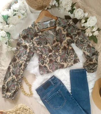 Jolie haut stradivarius taille M
