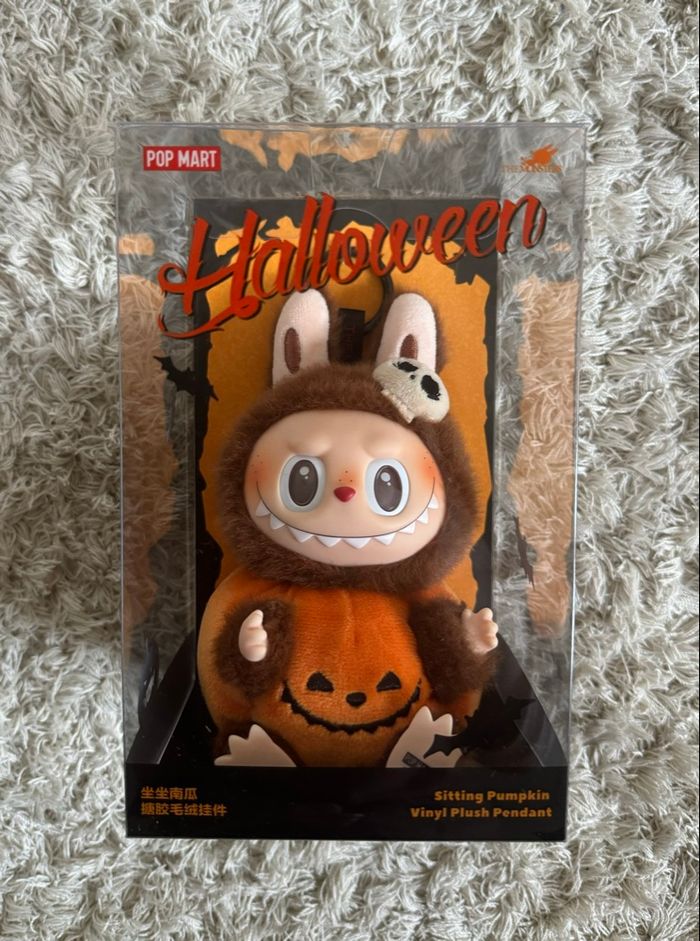 Labubu Halloween Popmart