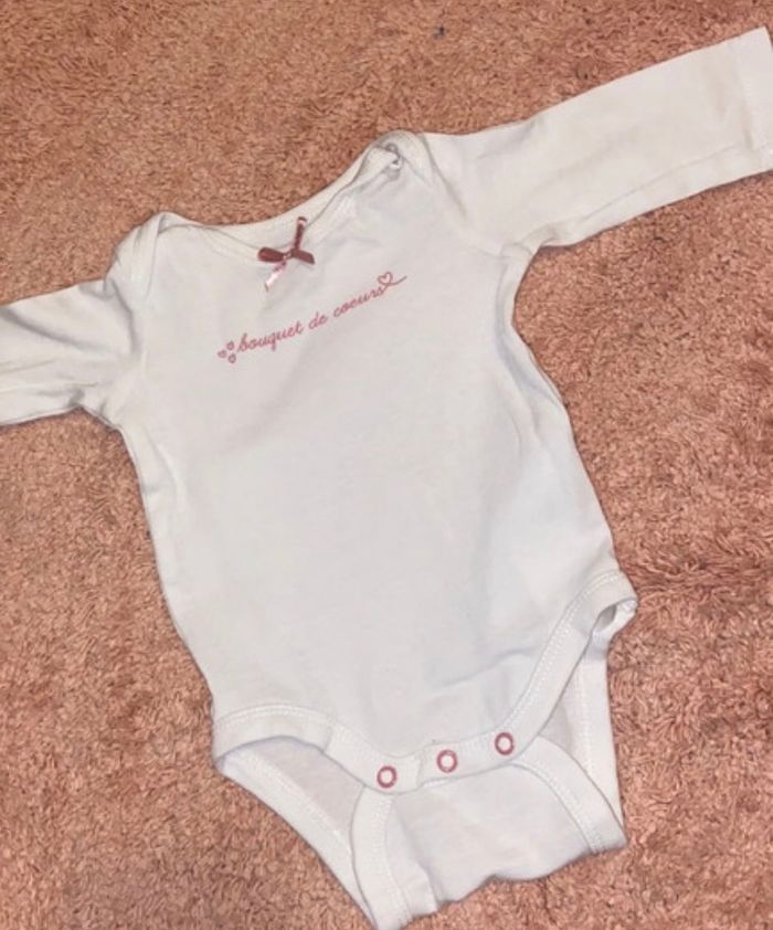 5 body 3 mois - photo numéro 3