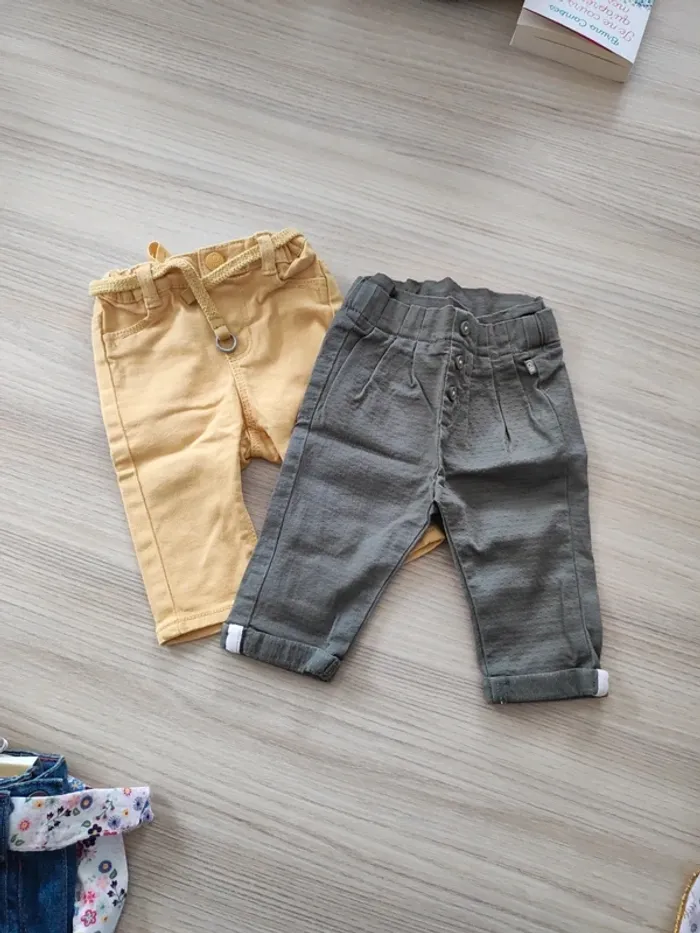 Lot 2 pantalons 3 mois