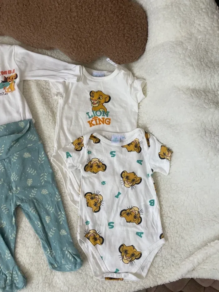 Enssemble bébé 6 mois - photo numéro 2