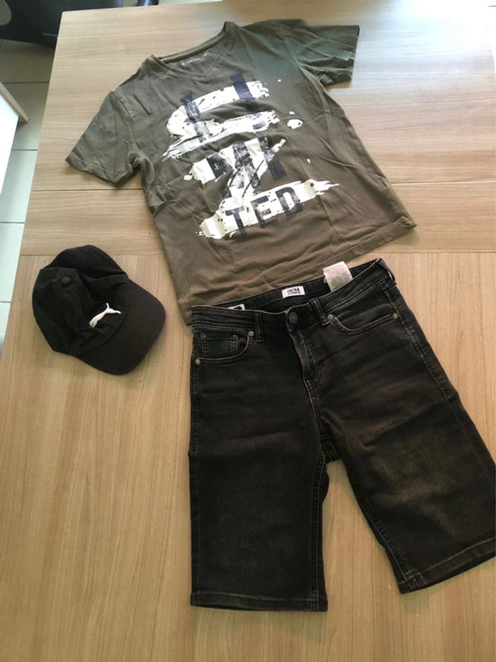 Short + t-shirt + casquette